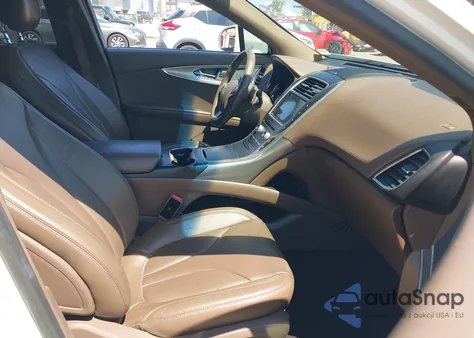 2016 Lincoln Mkx Reserve z USA, uszkodzony, nr VIN 2LMTJ6LR1GBL59177